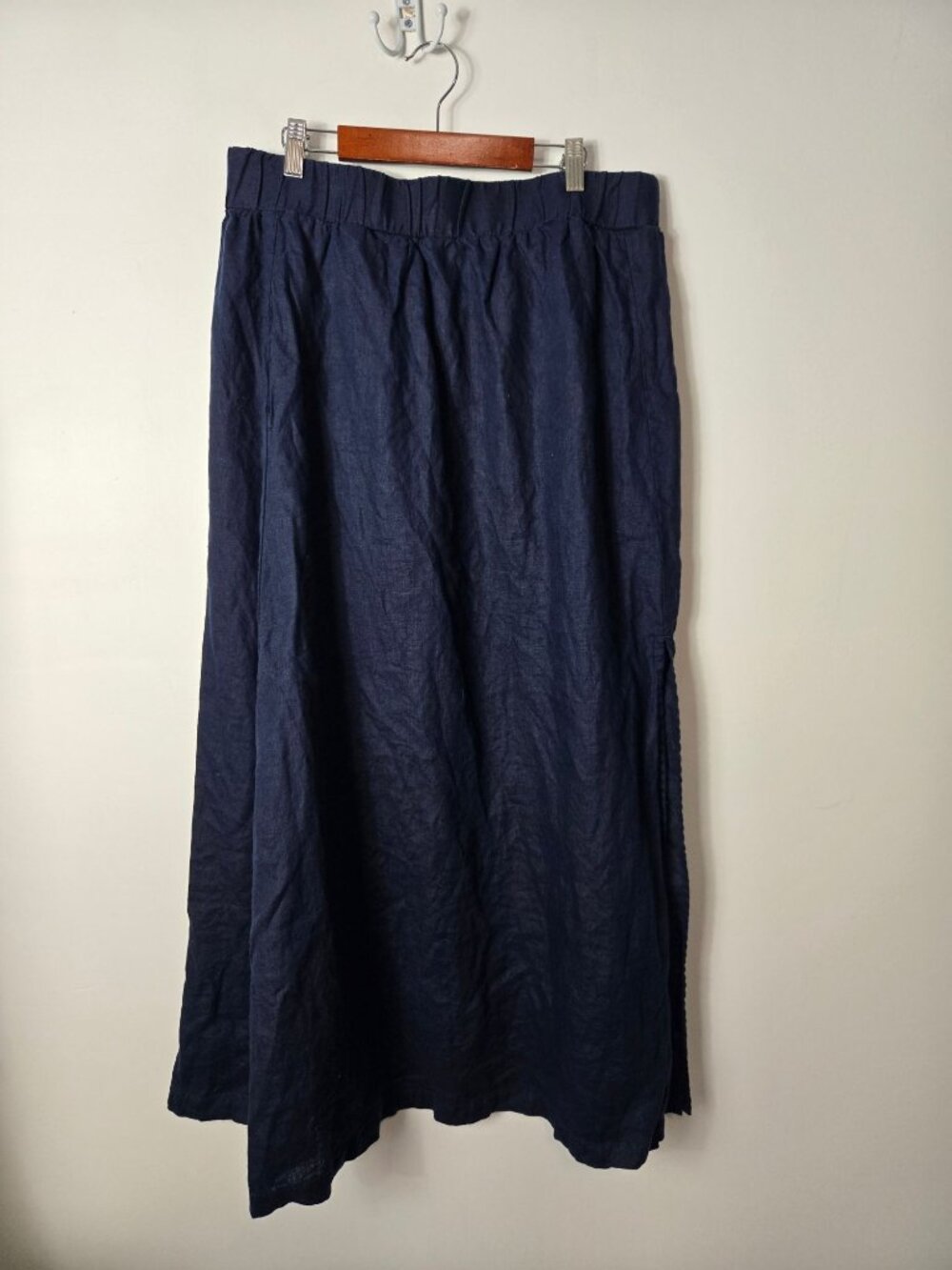 Quince Size L 100% Eauropean Linen Maxi Skirt Navy Side Slit Pull-On